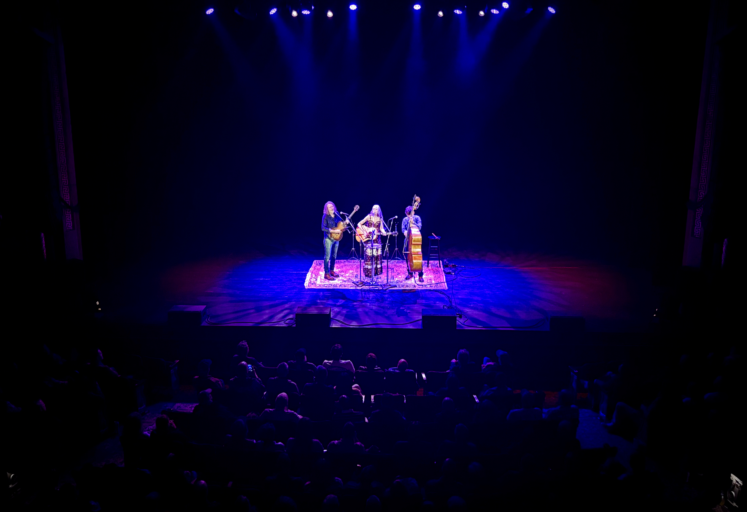 GillianWelchDavidRawlings2026-10-18GratefulDeadAcousticReckoningWarnerTheatreWashingtonDC (2).jpg